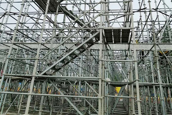 安全施工，沈陽腳手架出租的施工注意要點(diǎn)